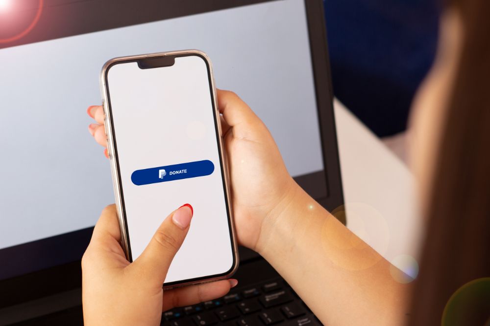 Geld an Freunde senden mit PayPal Einzelauskunft.de